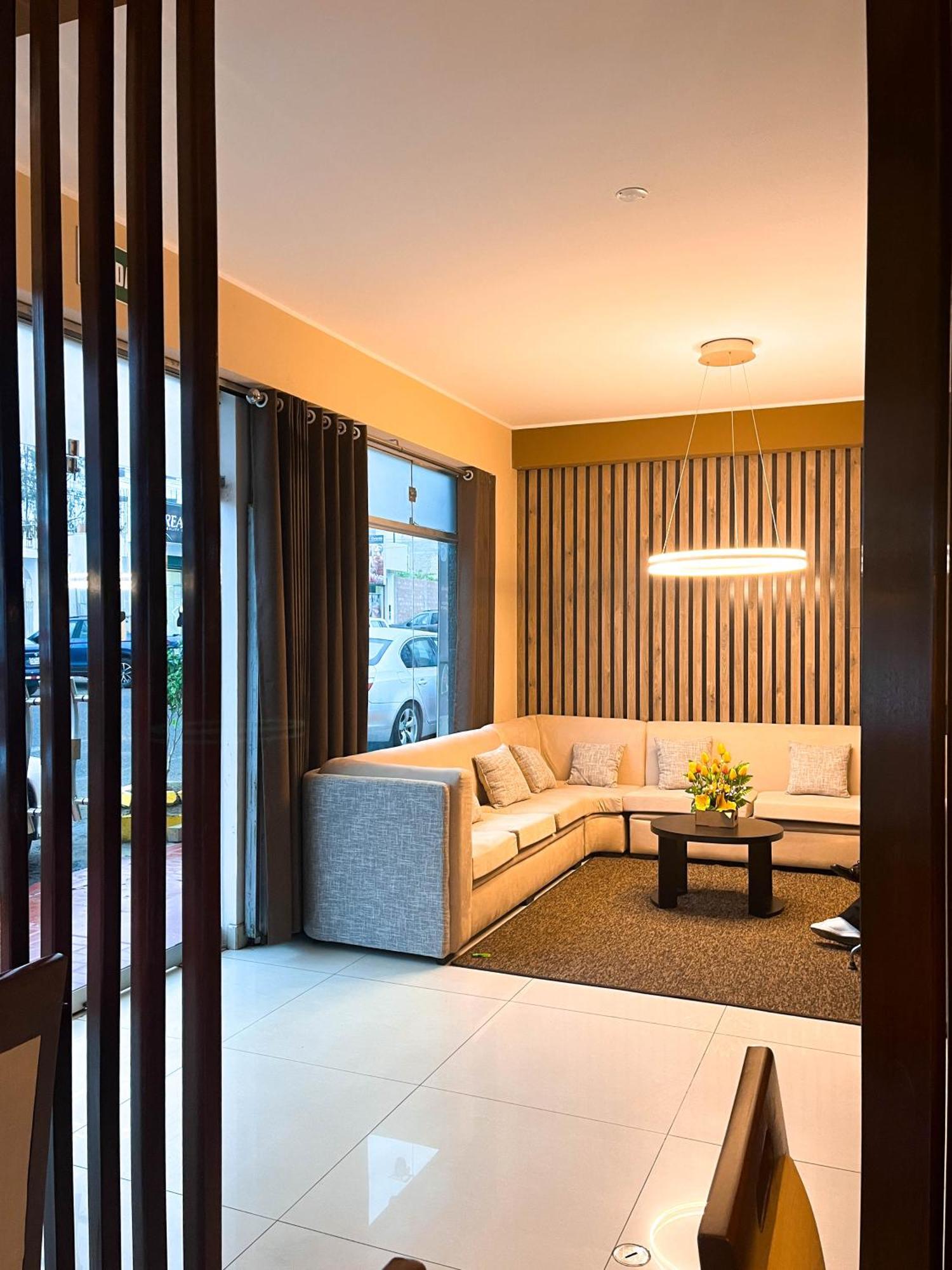 Hotel Platinium 타크나 외부 사진